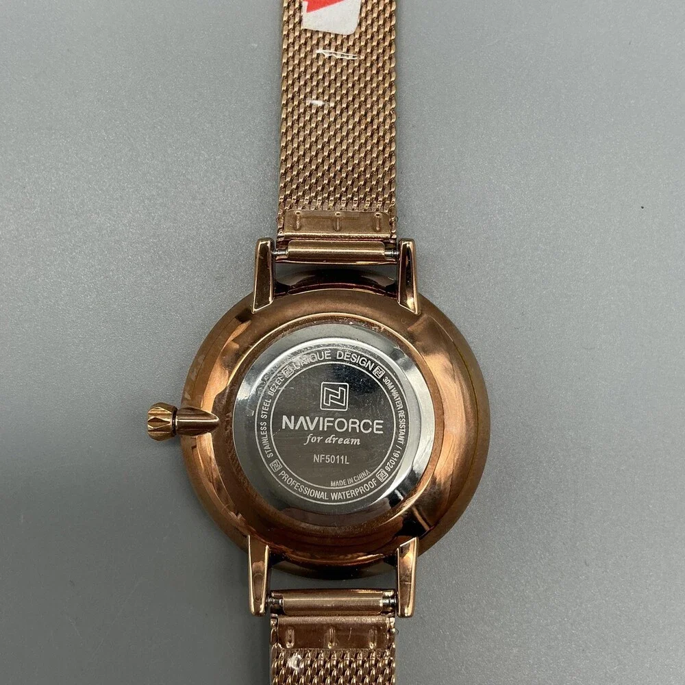 Naviforce Womens Watch 36mm Red Dial Gold Tone Date Mesh NF5011L New Battery